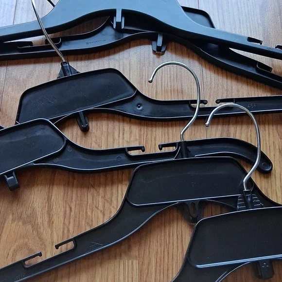 Set of 40 Commercial, Used Shirt Hangers 17" - Picture 5 of 7